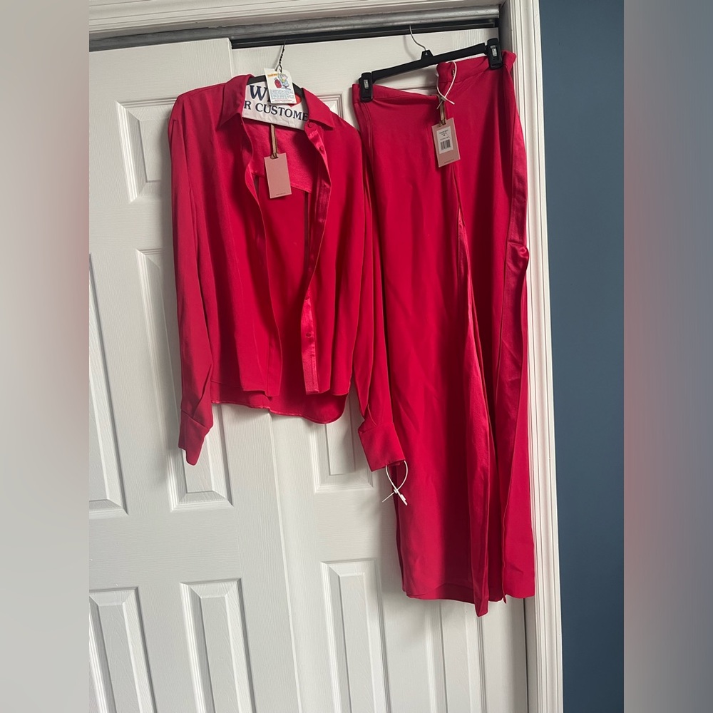 Alexis brand new Two Piece pink pant set